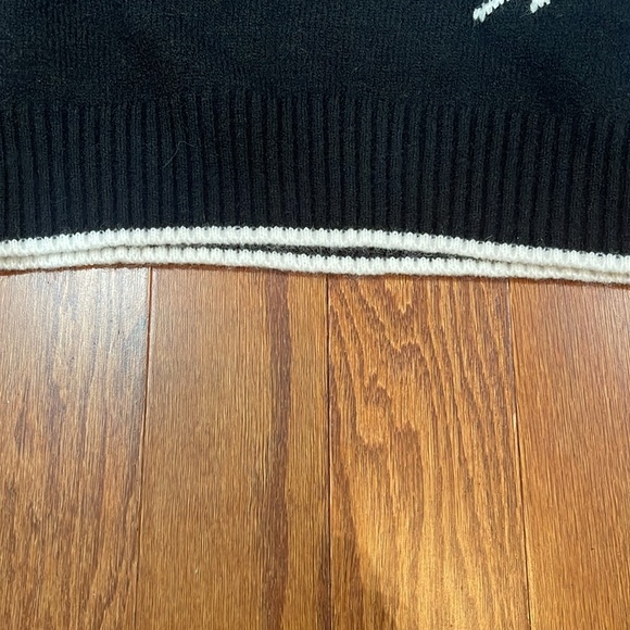 Winter Wonerland Snowflake Sweater - Picture 11 of 11